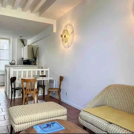Loft/jardin Et Parking : Le Petit Clos Bourdet * Honfleur